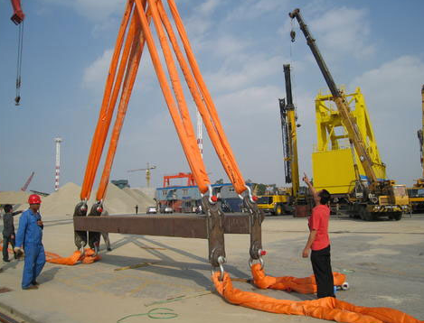 大噸位柔性吊裝帶吊裝作業(yè)